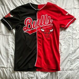 NWOT AEROPOSTALE NBA bulls jersey